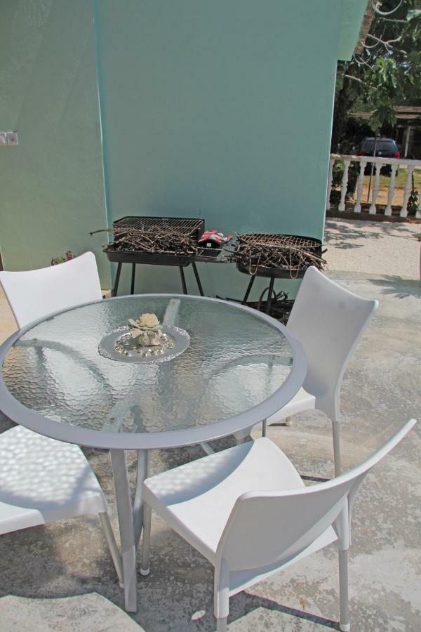 דירות Loborika Apartmans Dina And Hana Radeki Polje 50 מראה חיצוני תמונה